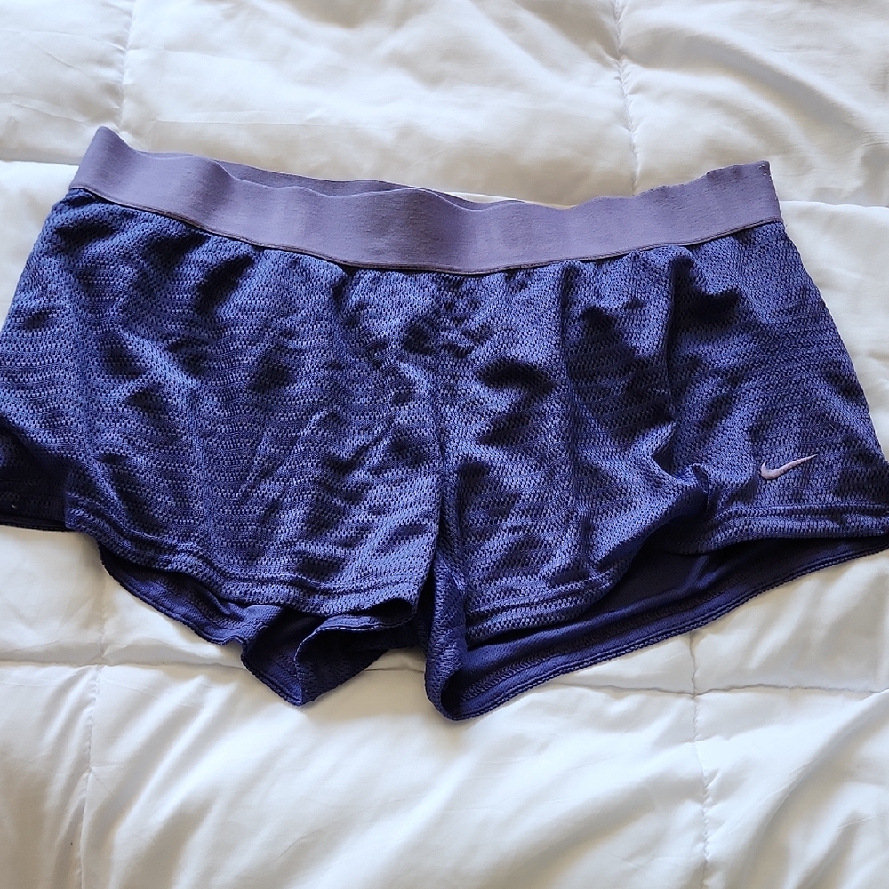 Nike Purple Athletic Shorts for Performance